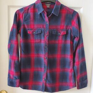 Eddie Bauer plaid flannel button down classic fit size small